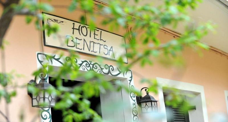 Benitsa Beach Hotel Ahílio Kültér fotó